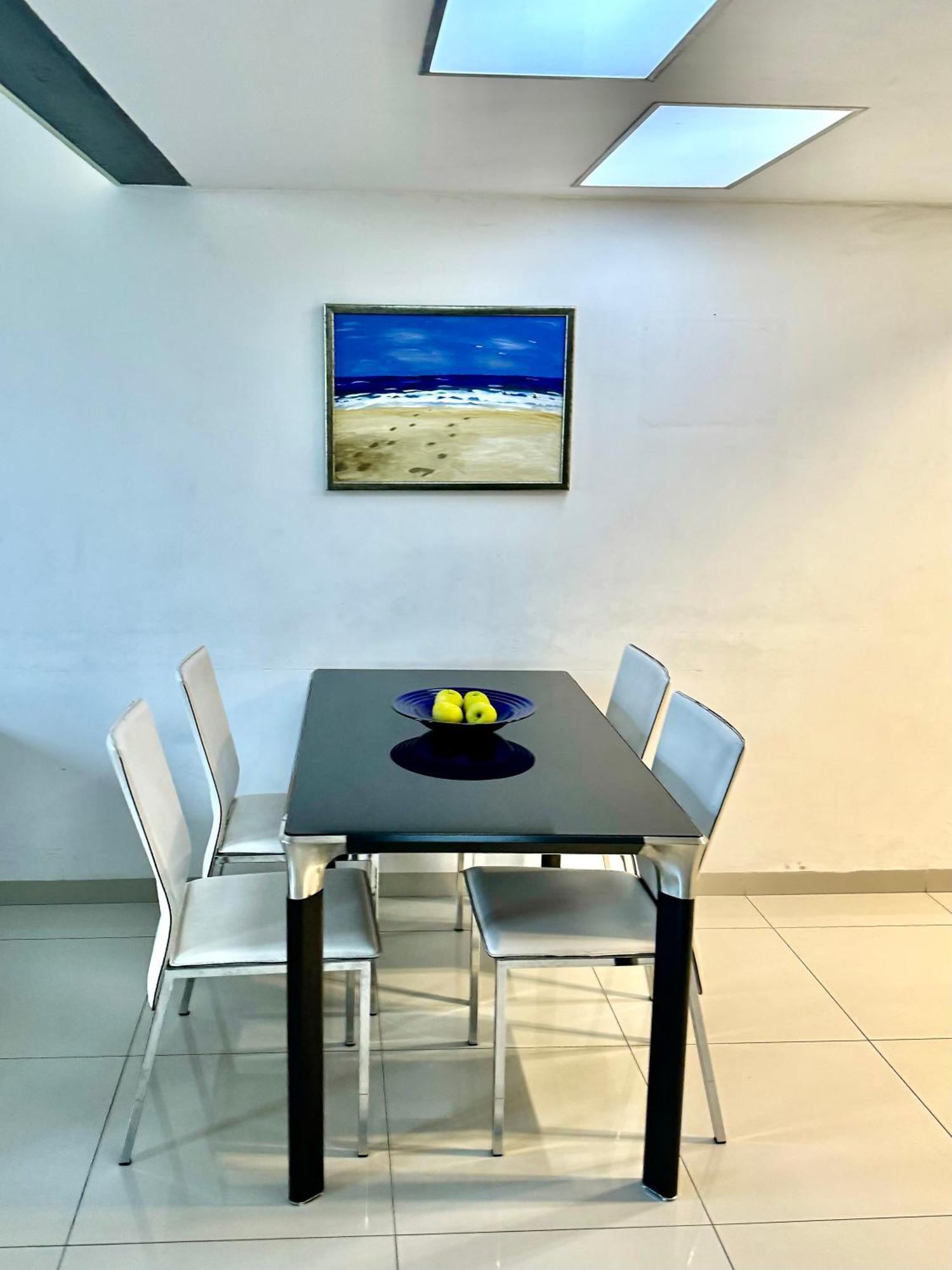 Wroclaw Inn Apartments Bagian luar foto