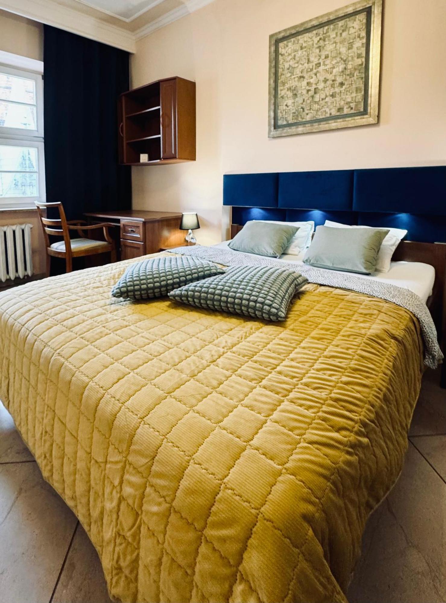 Wroclaw Inn Apartments Bagian luar foto